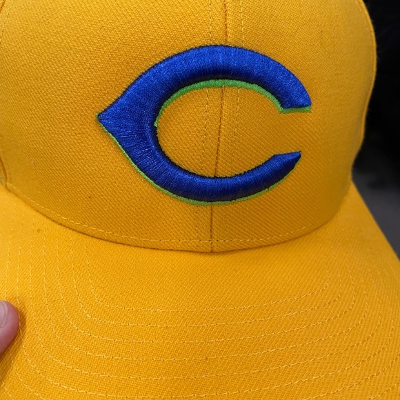 Cincinnati Reds hat - Picture 2 of 7